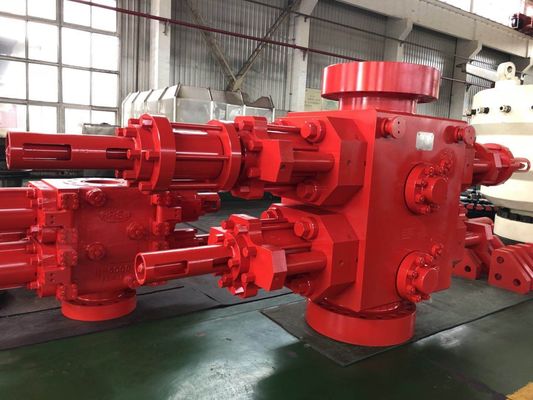 Gesmede Dubbele Ram Blowout Preventer With Shear-Capaciteits Hydraulische Open en Dicht